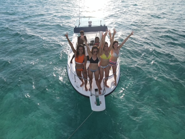 Boat ride out to Shipwreck in Providenciales